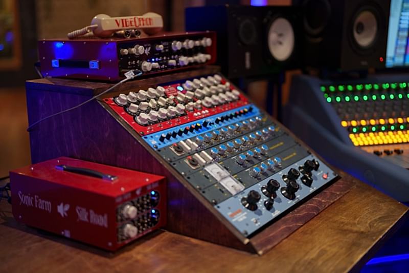 Blue-Light-Studio-31
